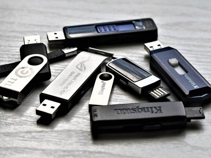pendrive-generico.jpg pendrive-generico.jpg